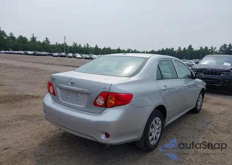 2010 Toyota Corolla Le z USA, uszkodzony, nr VIN 1NXBU4EE5AZ345748